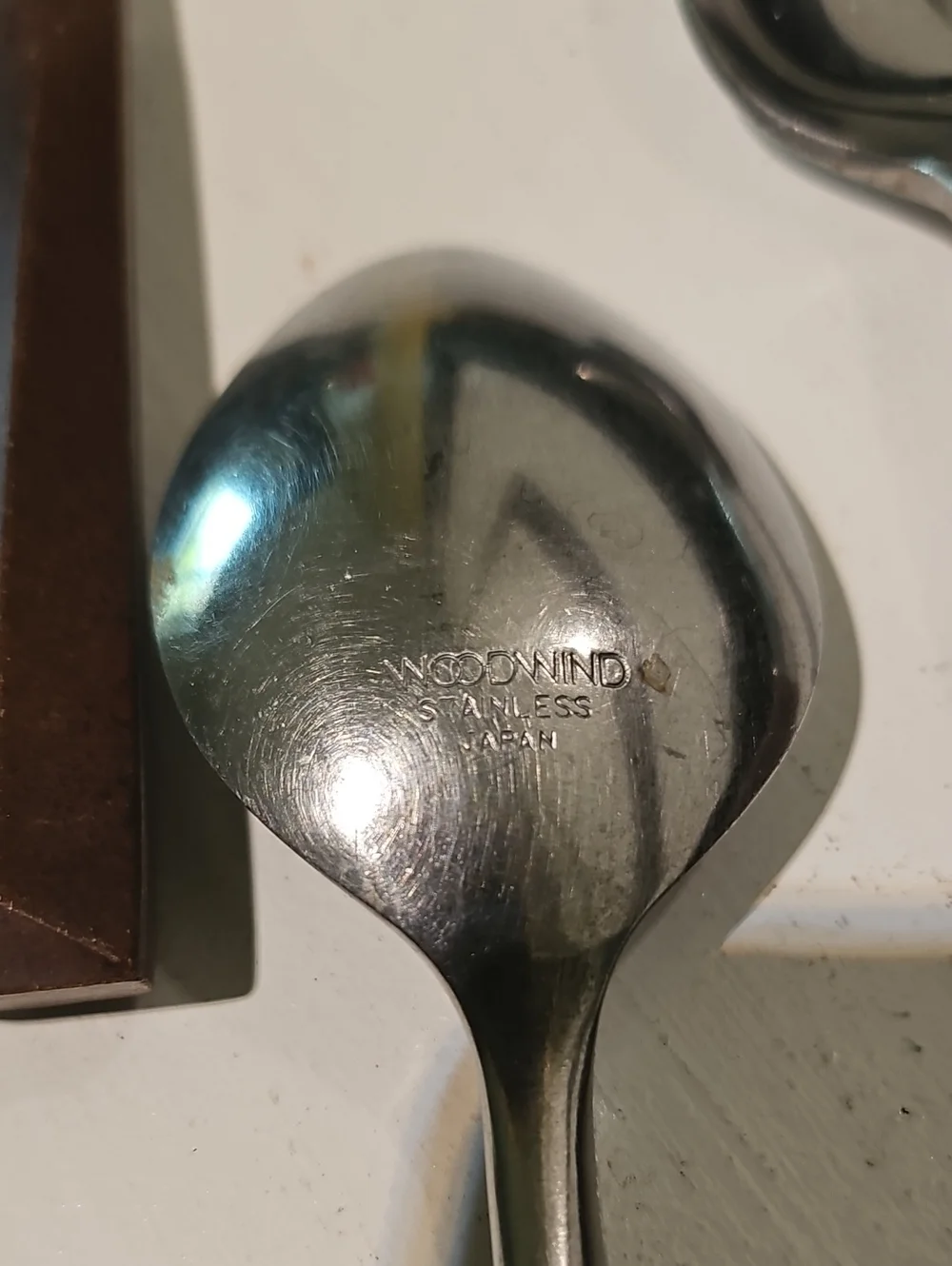 Vintage Woodwind 3- Knives, 1 - Soup. 1' Tea Spoon